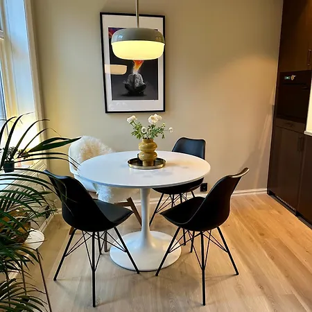 Cosy Flat In Historical Lane