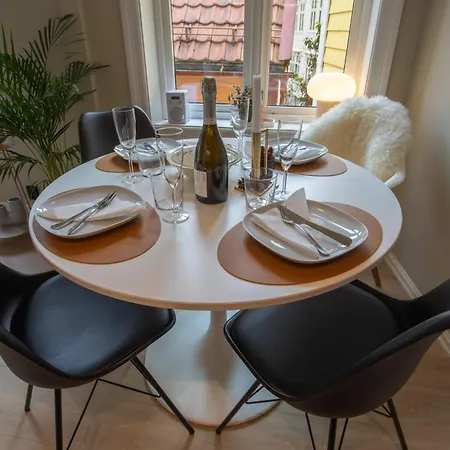 Cosy Flat In Historical Lane דירה *