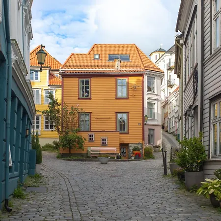 Cosy Flat In Historical Lane