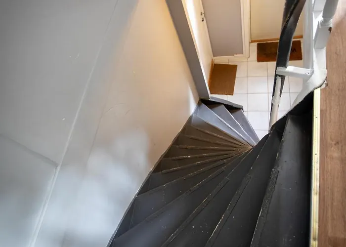 Апартаменты Cosy Flat In Historical Lane Берген