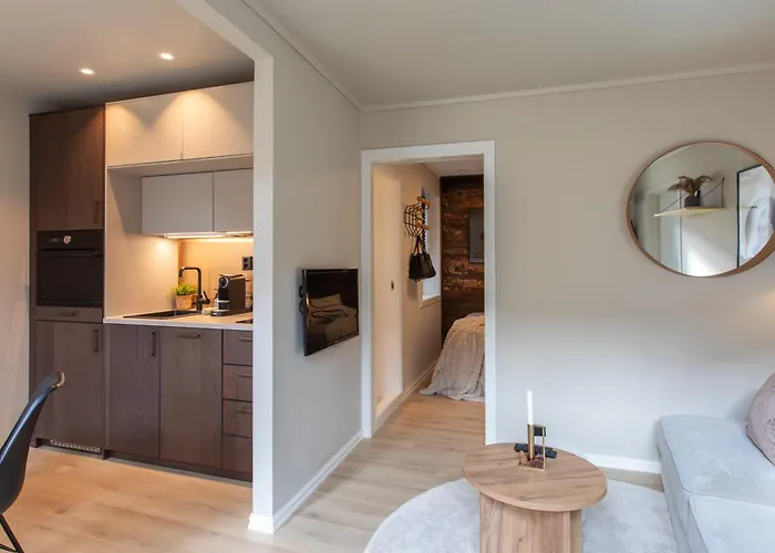 Апартаменты Cosy Flat In Historical Lane